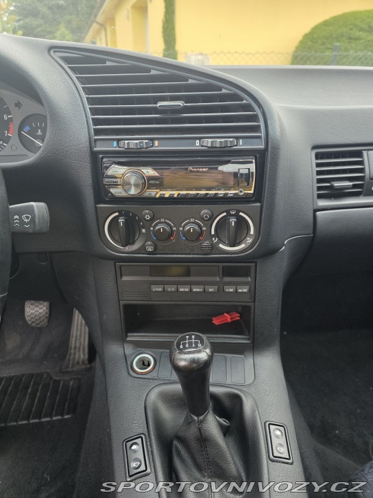 BMW 3 318is 1994