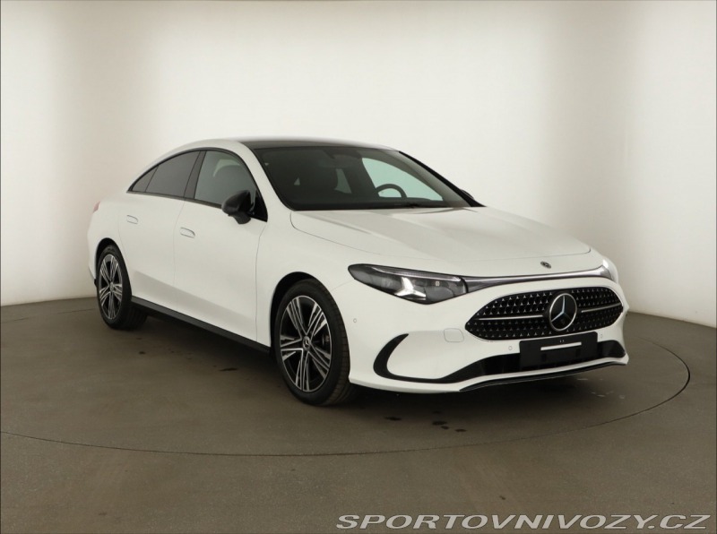 Mercedes-Benz CLA AMG 180