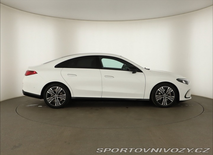 Mercedes-Benz CLA AMG 180 2026