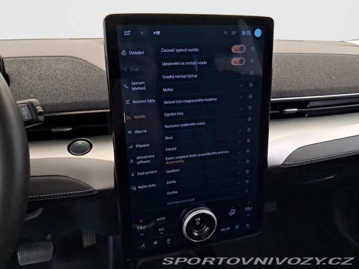 Ford Mustang Mach-E Standard Range AW 2021