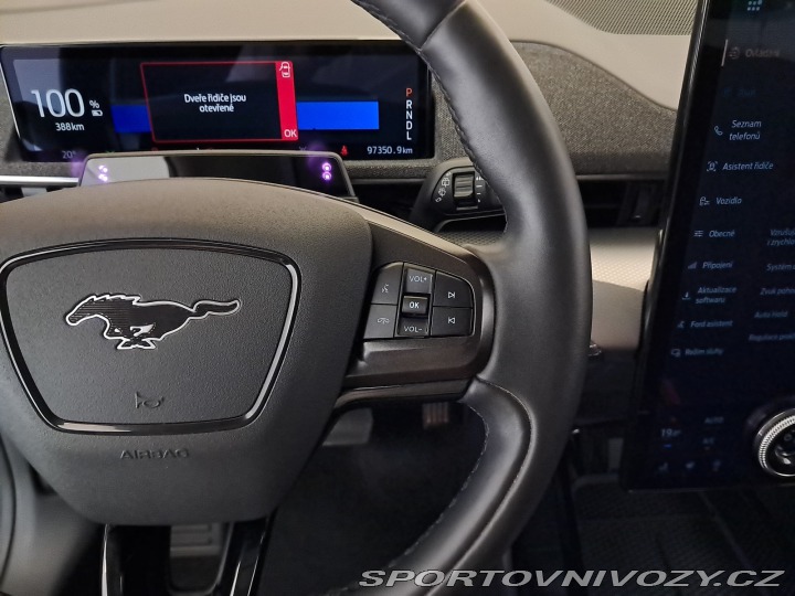 Ford Mustang Mach-E Standard Range AW 2021