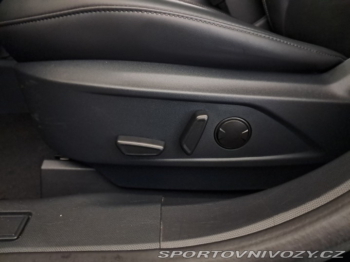 Ford Mustang Mach-E Standard Range AW 2021