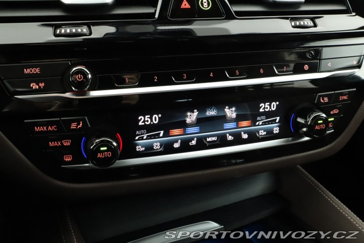 BMW 5 M Sport 530e xDrive 2022