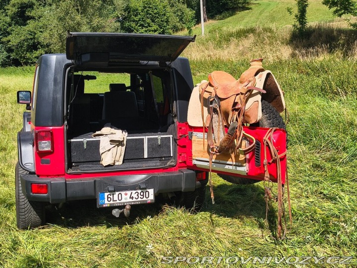 Ostatní značky Ostatní modely Jeep Wrangler 2,8   CRD Rubicon - vesta 1800