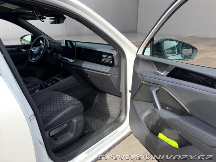 Volkswagen Ostatní modely Tiguan 2,0 TDi R-Line*Néz.Topení 2024
