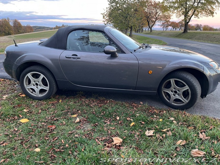 Mazda MX-5  2006