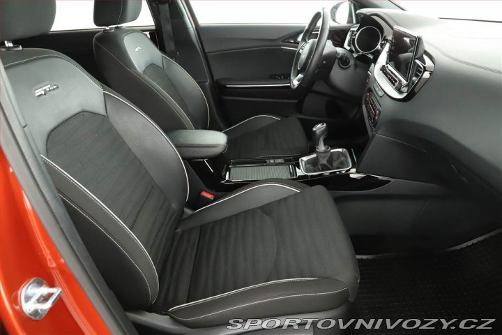 Kia ProCeed GT Line Plus 1.5 T-GDI 2025
