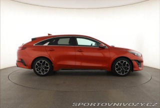 Kia ProCeed GT Line Plus 1.5 T-GDI 2025