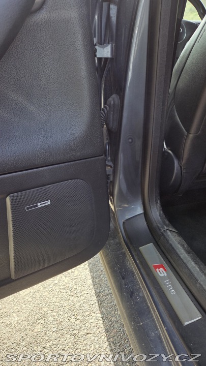 Audi A4 3.0 V6 quattro Tiptronic 2003