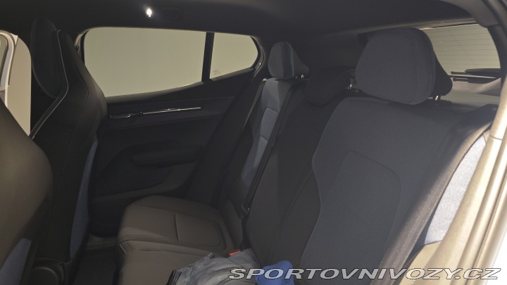 Volvo EX30 2024