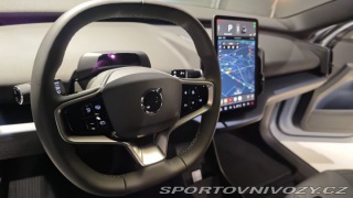 Volvo EX30  2024
