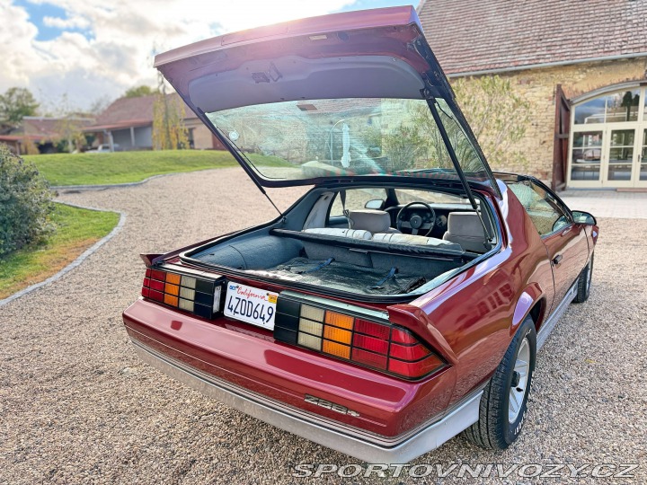 Chevrolet Camaro Z28 | T-Top | 5.0 V8 1987