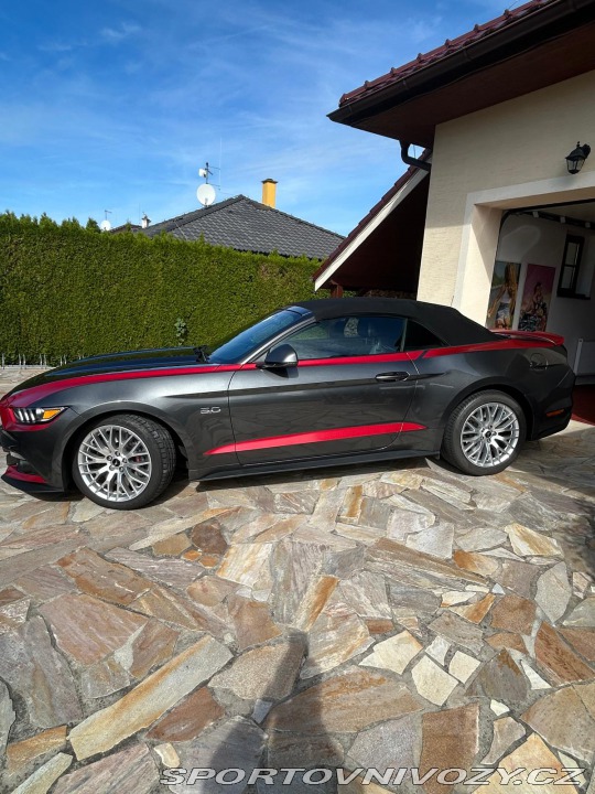 Ford Mustang Convertible v.6 2015