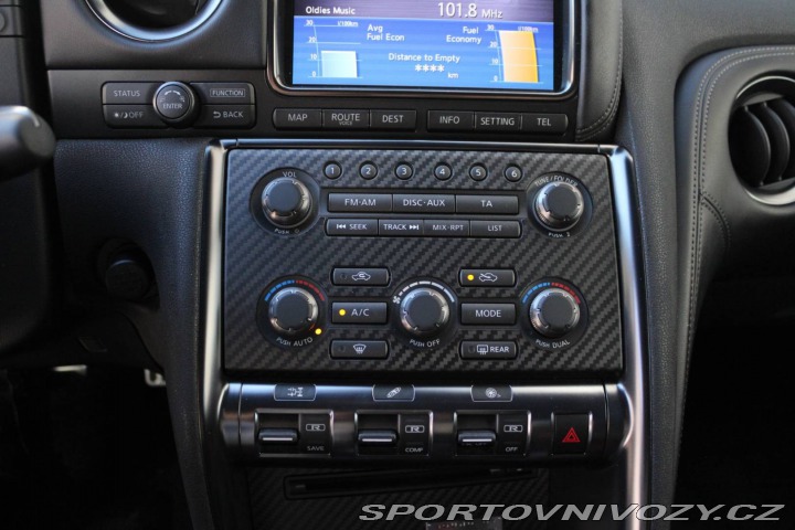 Nissan GT-R 390kW AT/6 DBA-R35 2011 2011
