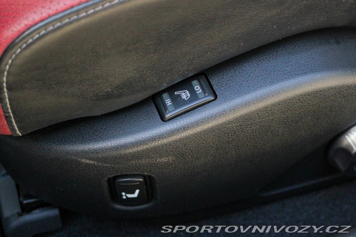 Nissan GT-R 390kW AT/6 DBA-R35 2011 2011