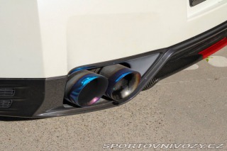 Nissan GT-R 390kW AT/6 DBA-R35 2011 2011
