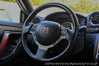 Nissan GT-R 390kW AT/6 DBA-R35 2011 2011