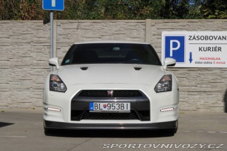 Nissan GT-R 390kW AT/6 DBA-R35 2011 2011