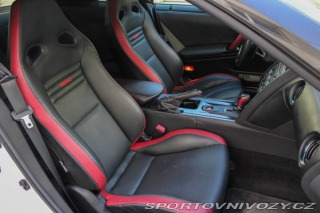 Nissan GT-R 390kW AT/6 DBA-R35 2011 2011