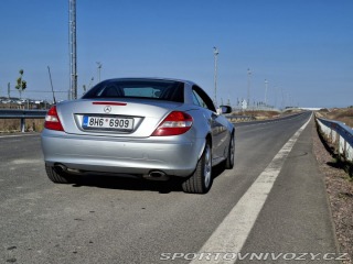 Mercedes-Benz SLK 350 2005