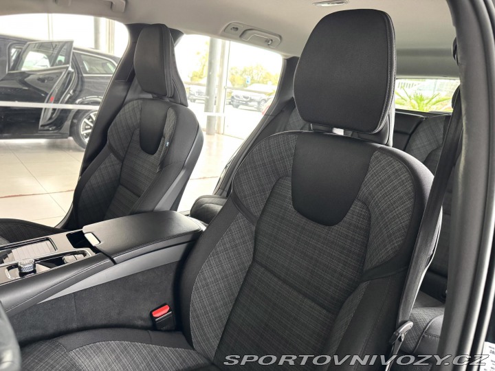 Volvo V60 T6 AWD*Recharge*KeyLess*T 2023