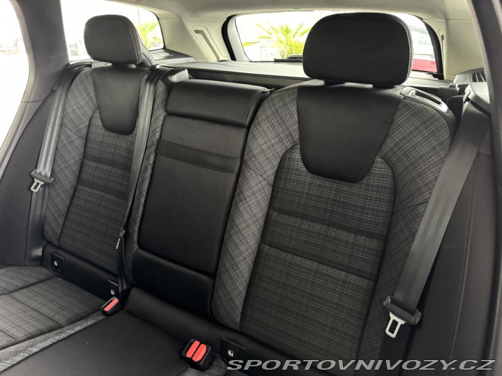 Volvo V60 T6 AWD*Recharge*KeyLess*T 2023