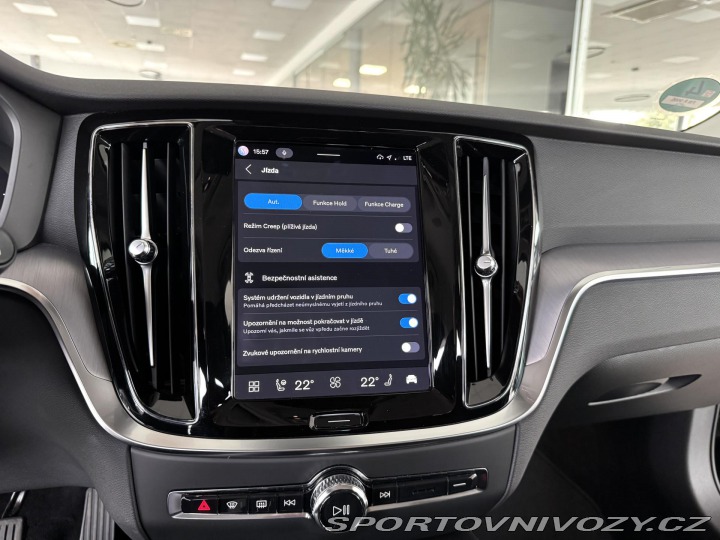 Volvo V60 T6 AWD*Recharge*KeyLess*T 2023