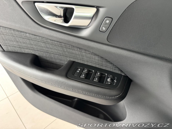 Volvo V60 T6 AWD*Recharge*KeyLess*T 2023