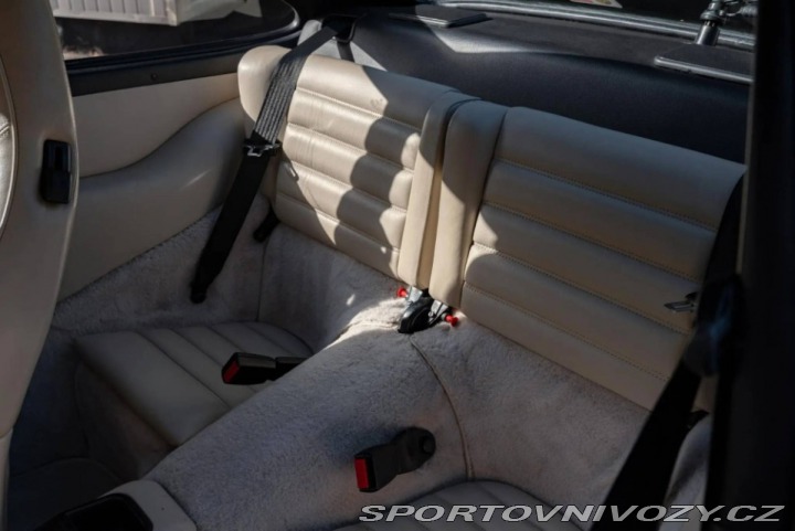 Porsche 911 Carrera 2, 964 1990