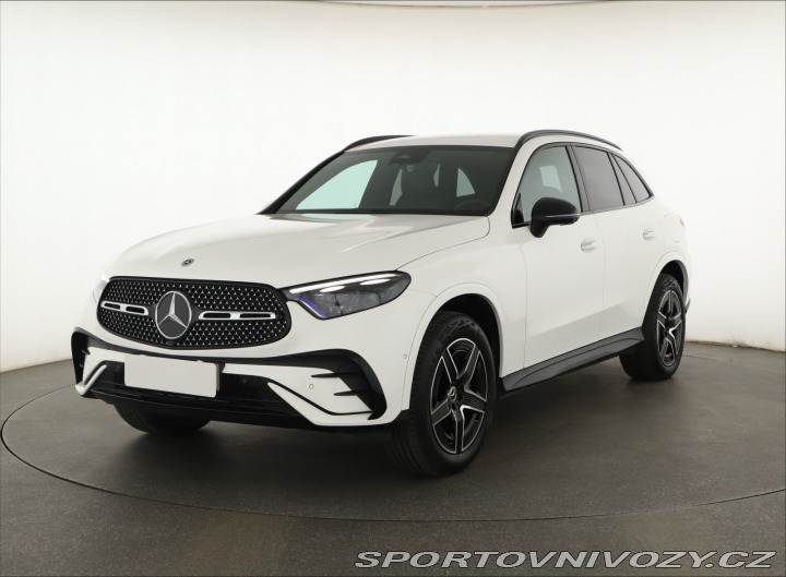 Mercedes-Benz Ostatní modely GLC AMG line GLC 300 e 4MATIC 2026
