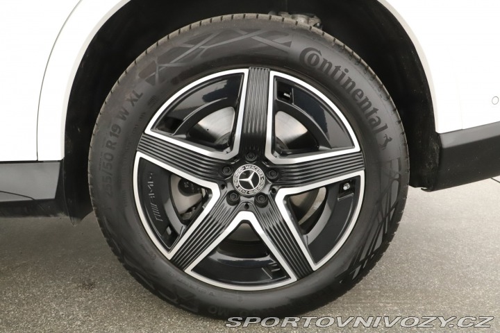 Mercedes-Benz Ostatní modely GLC AMG line GLC 300 e 4MATIC 2026