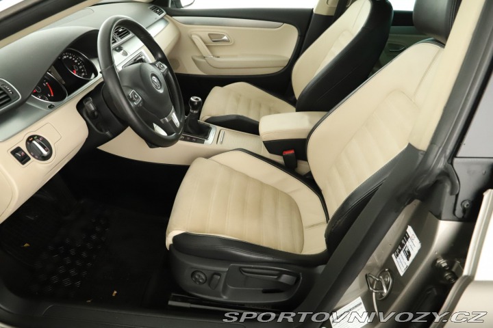 Volkswagen Passat CC CC  2.0 TDI 2011