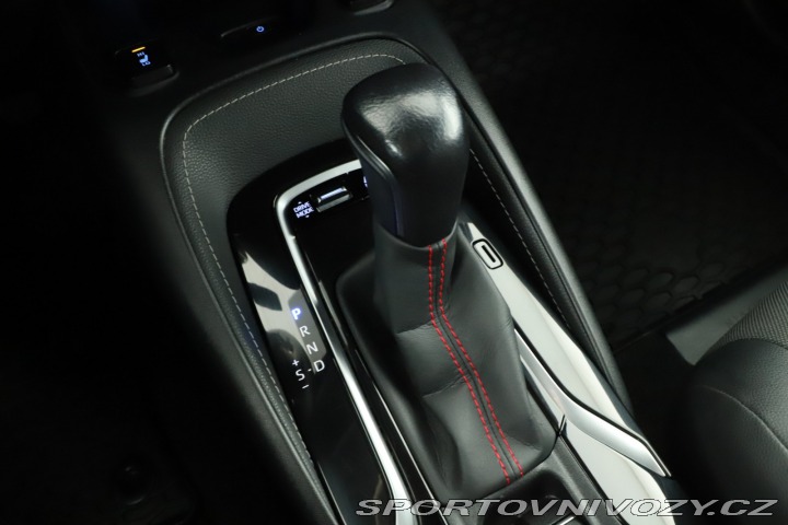 Toyota Corolla GR Sport 2.0 Hybrid 2021