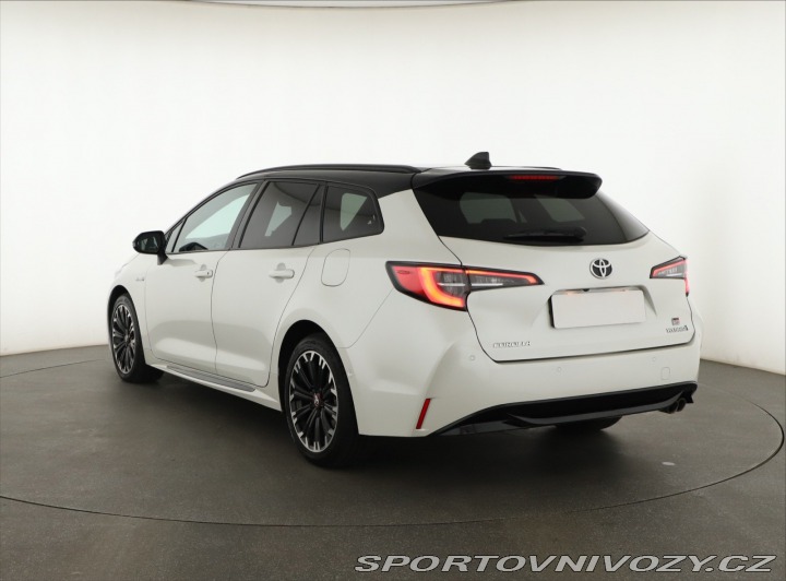 Toyota Corolla GR Sport 2.0 Hybrid 2021