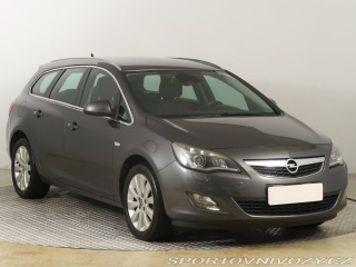 Opel Astra 2.0 CDTI