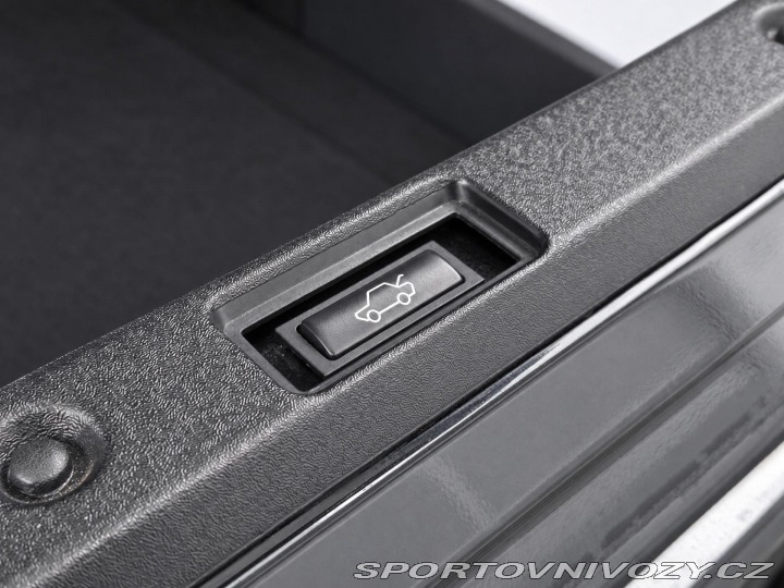 Ostatní značky Ostatní modely Land Rover Range Rover 5.0 375 kW V8 4x4 CZ Bi-x 2011