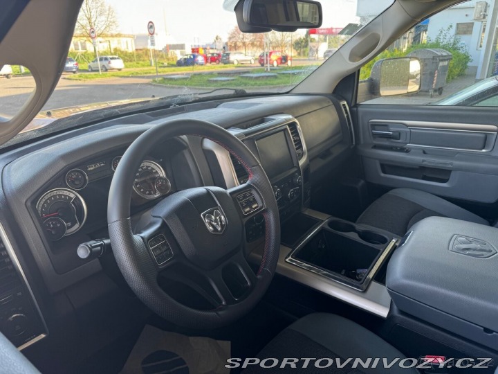 Dodge Ostatní modely RAM 5,7   HEMI V8 | 4×4 | LIF 2013