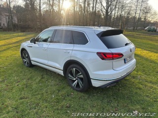 Volkswagen Ostatní modely Touareg 3,0   Tdi 170 kw TOP STAV 2019