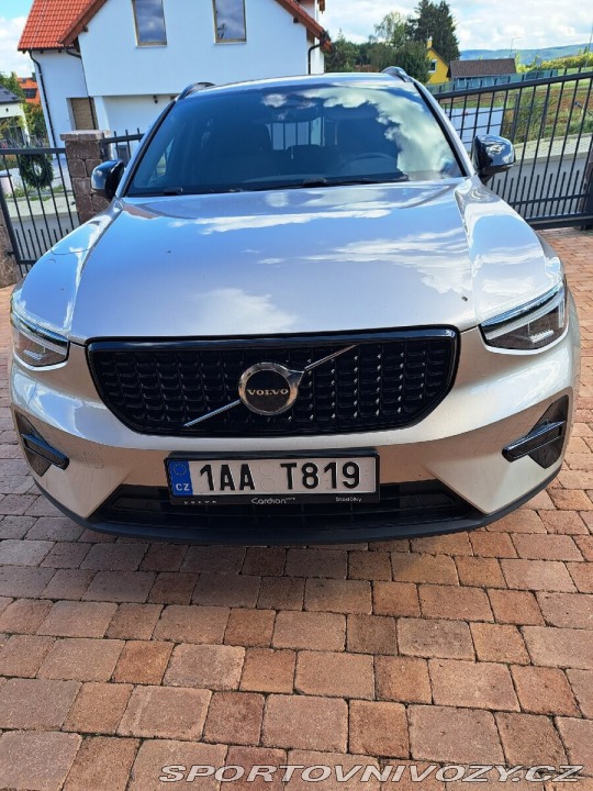 Volvo Ostatní modely XC40 2,0 B3 120KW 2023