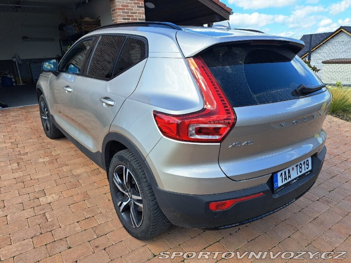 Volvo Ostatní modely XC40 2,0 B3 120KW 2023