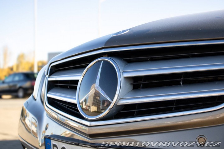 Mercedes-Benz E Kupé  350 CDI BlueEFFICIE 2011