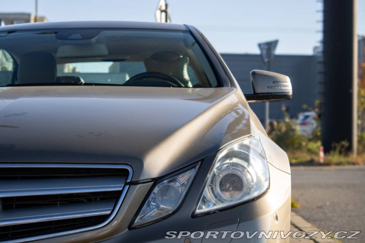 Mercedes-Benz E Kupé  350 CDI BlueEFFICIE 2011
