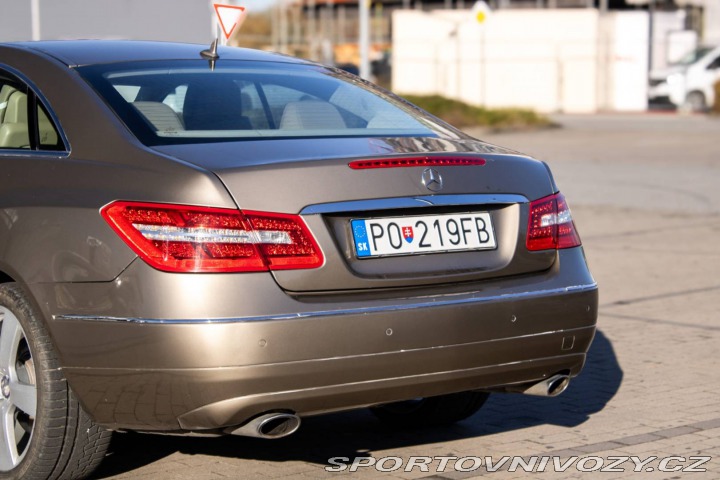 Mercedes-Benz E Kupé  350 CDI BlueEFFICIE 2011