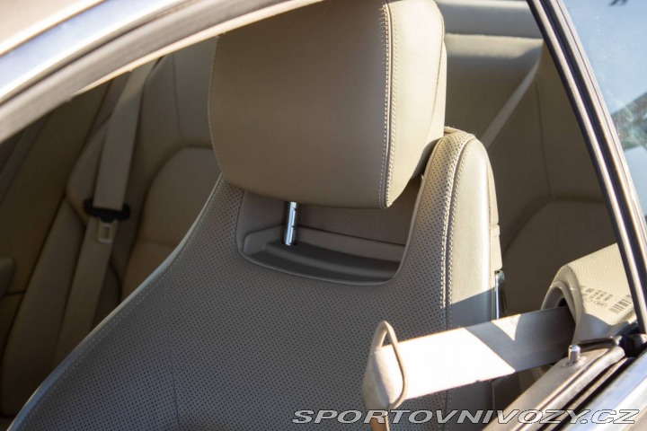 Mercedes-Benz E Kupé  350 CDI BlueEFFICIE 2011