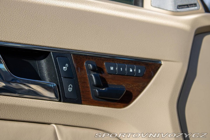 Mercedes-Benz E Kupé  350 CDI BlueEFFICIE 2011