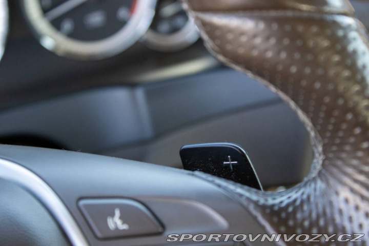 Mercedes-Benz E Kupé  350 CDI BlueEFFICIE 2011