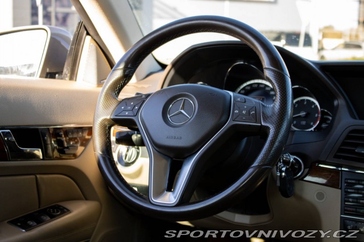 Mercedes-Benz E Kupé  350 CDI BlueEFFICIE 2011