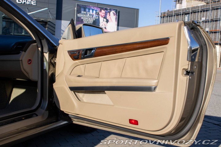 Mercedes-Benz E Kupé  350 CDI BlueEFFICIE 2011