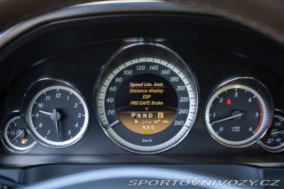 Mercedes-Benz E Kupé 350 CDI BlueEFFICIE 2011