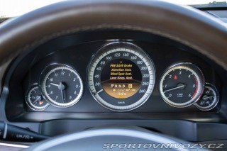 Mercedes-Benz E Kupé 350 CDI BlueEFFICIE 2011